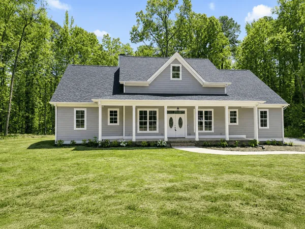 Exterior — Amherst Fassinger