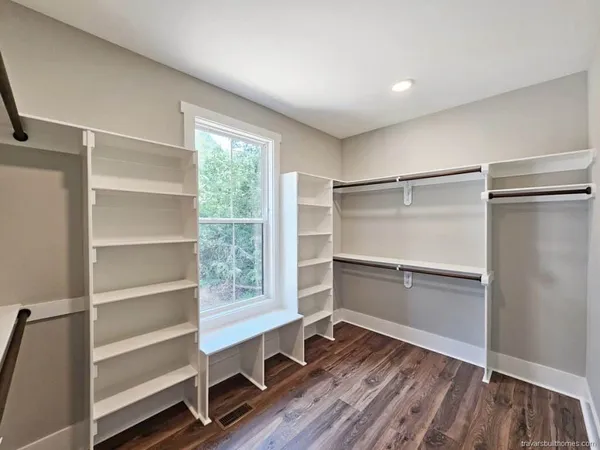 Closet — Amherst