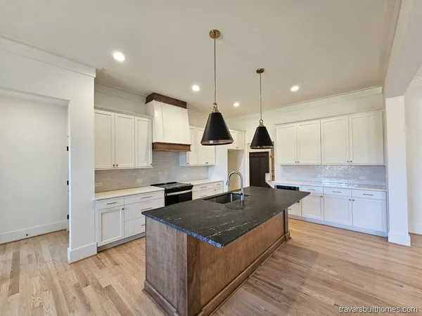 Kitchen — Amherst