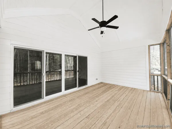 Screened Porch — Drifting Leaf