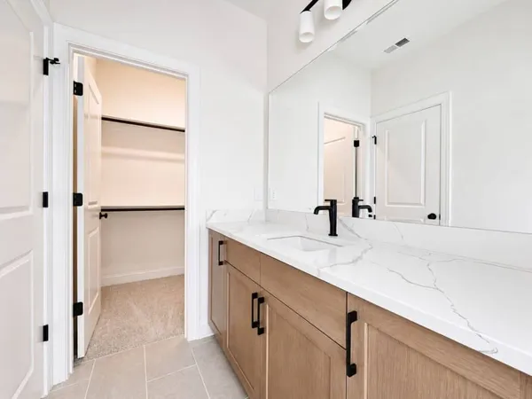 Secondary Bath — Settlers Ridge