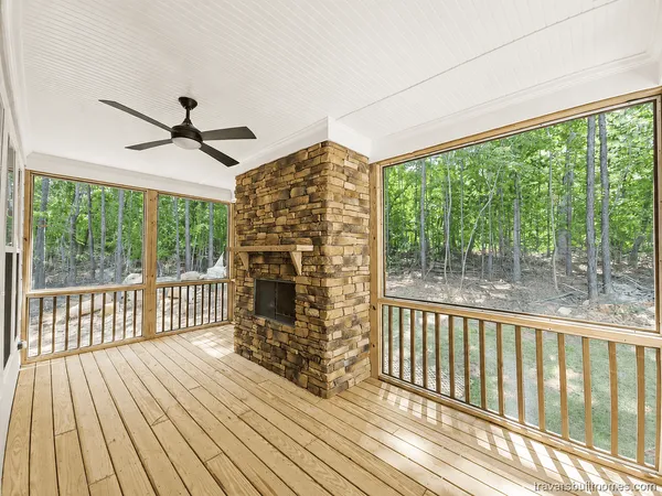 Screened Porch — Grace