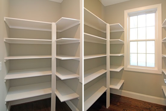 Corner pantry