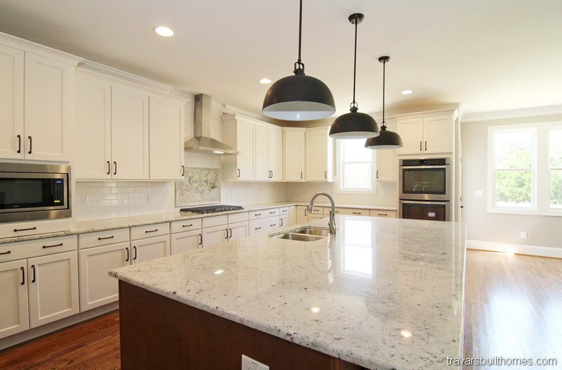 Chateau kitchen