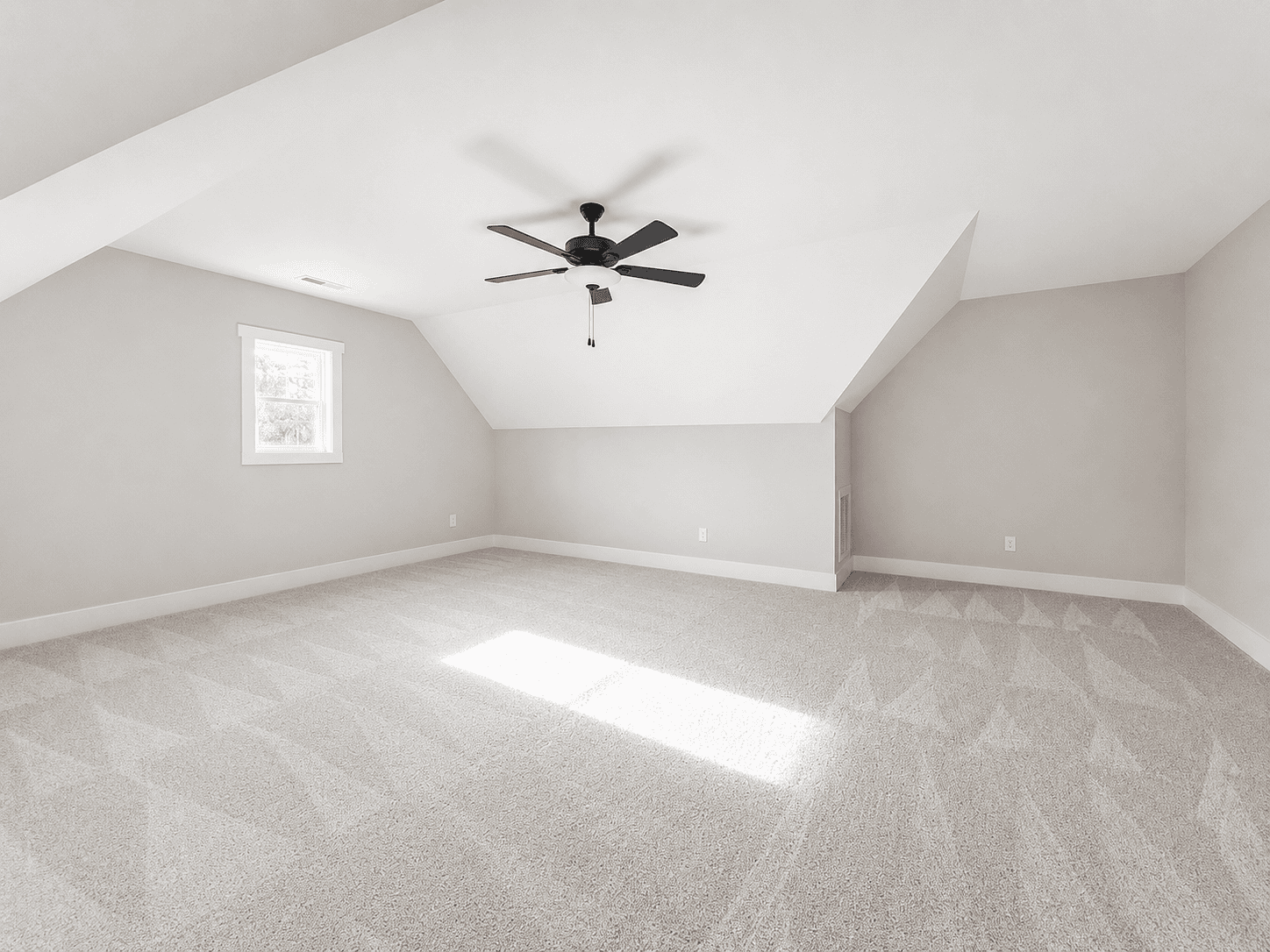 Bonus Room — Drifting Leaf