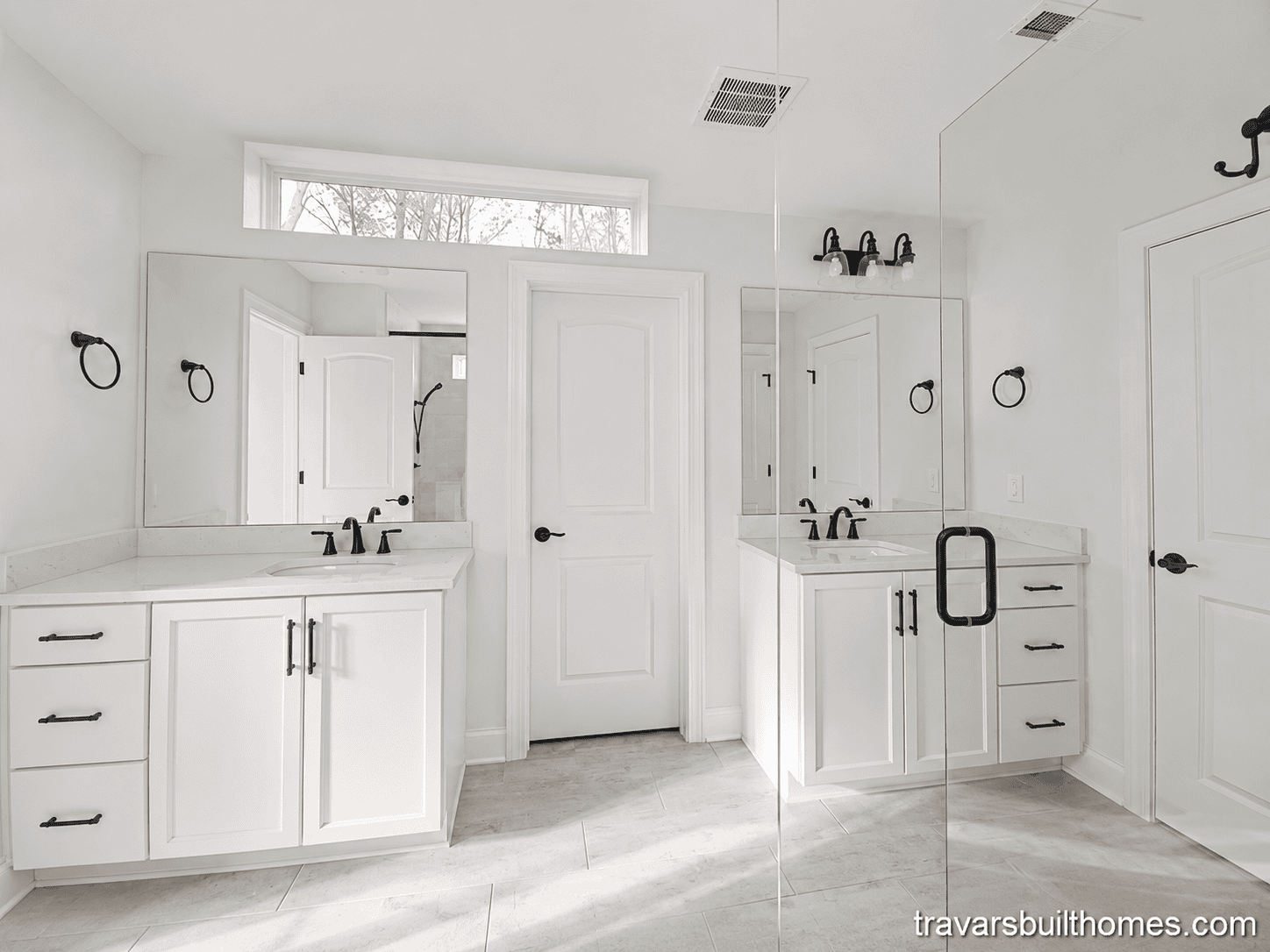 Primary Bath — Victoria