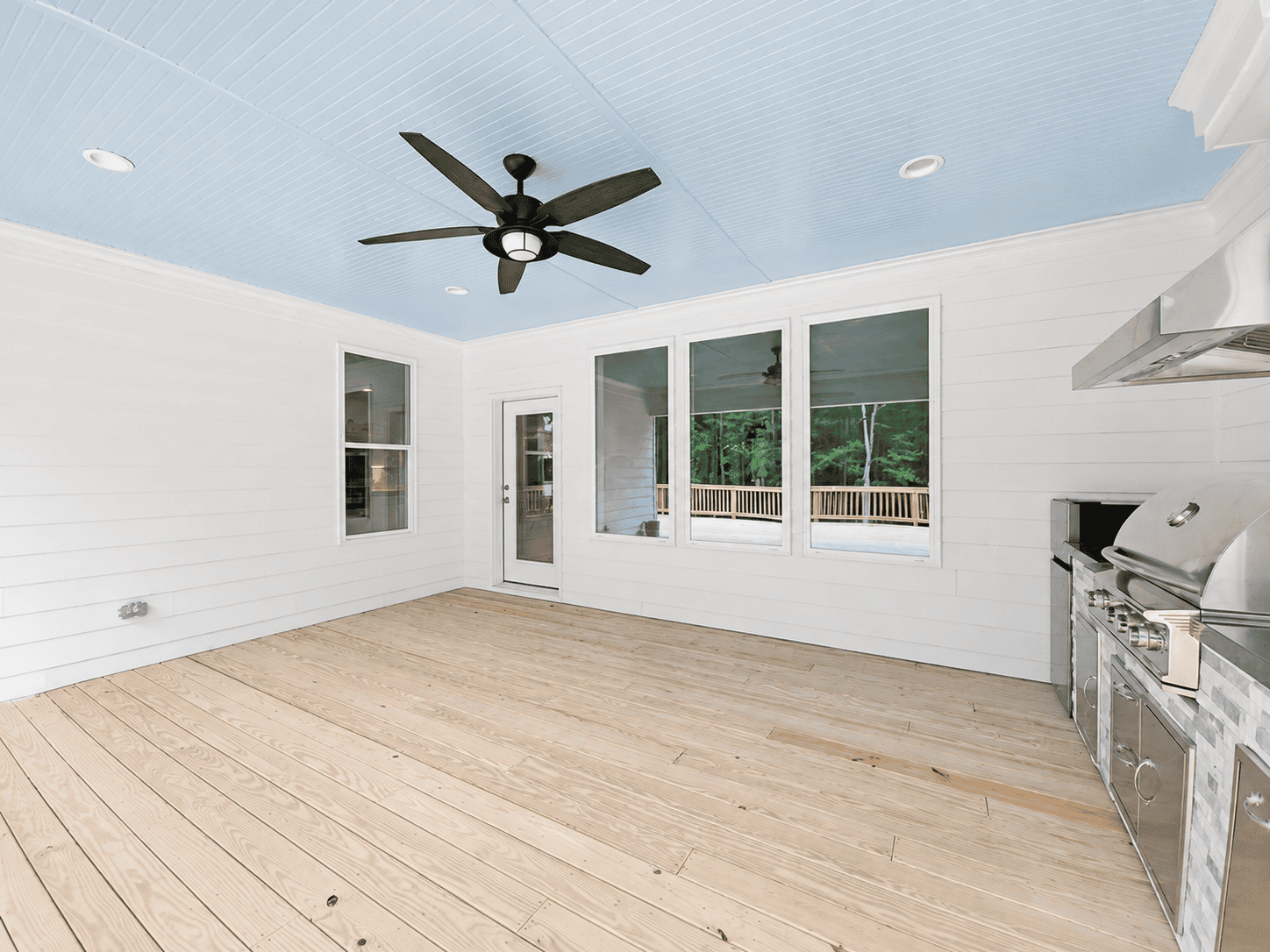 Porch — Southern Farmhouse