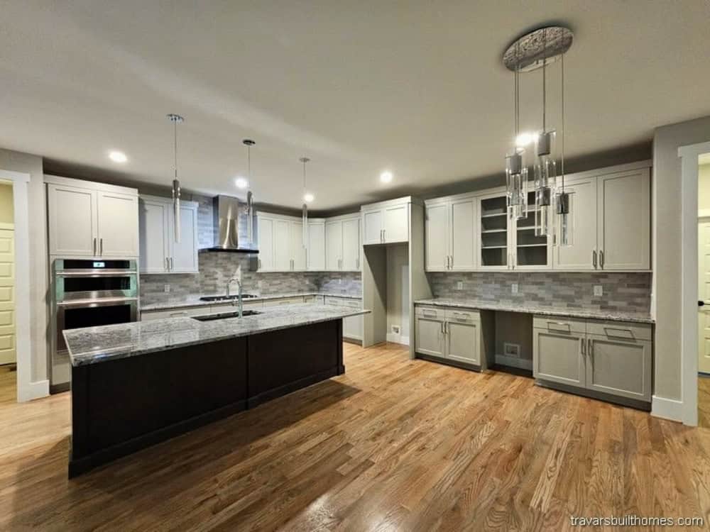 Kitchen — Chestnut Pointe