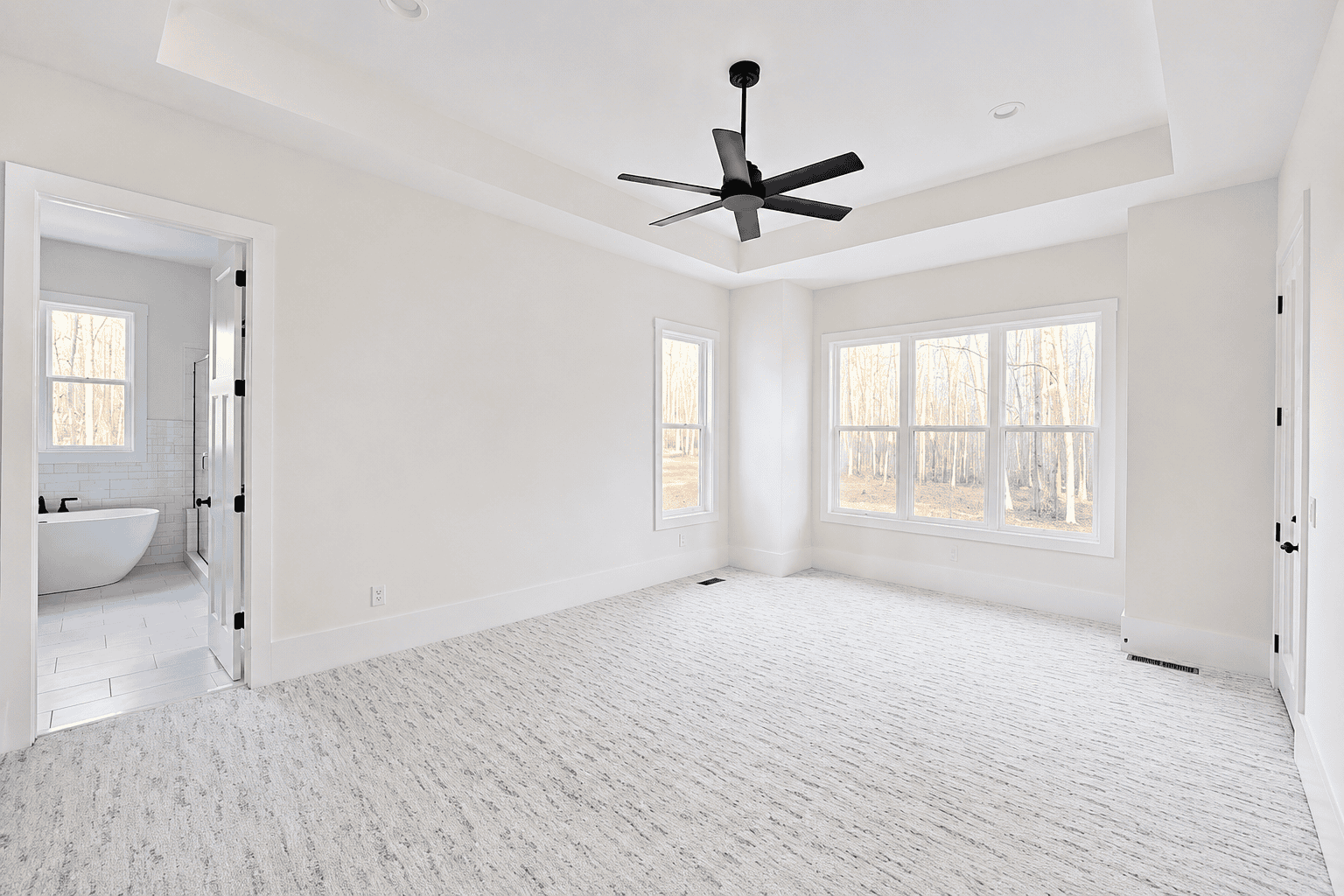 Primary Suites — Danbury Springs