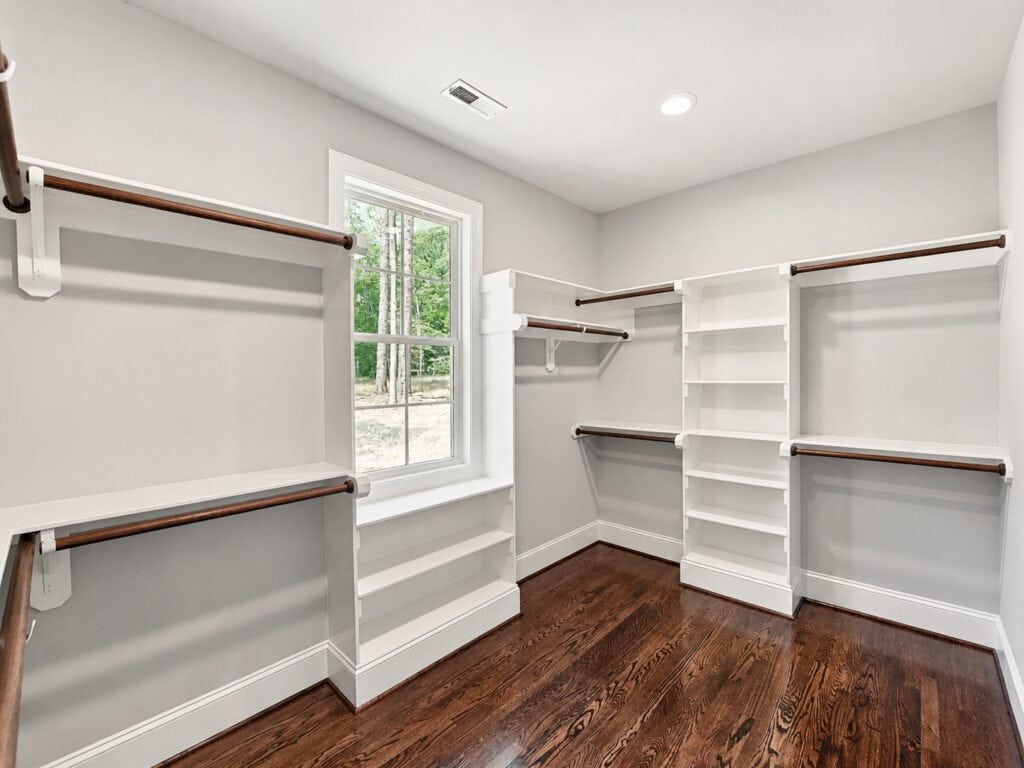 Closet — Amherst Fassinger