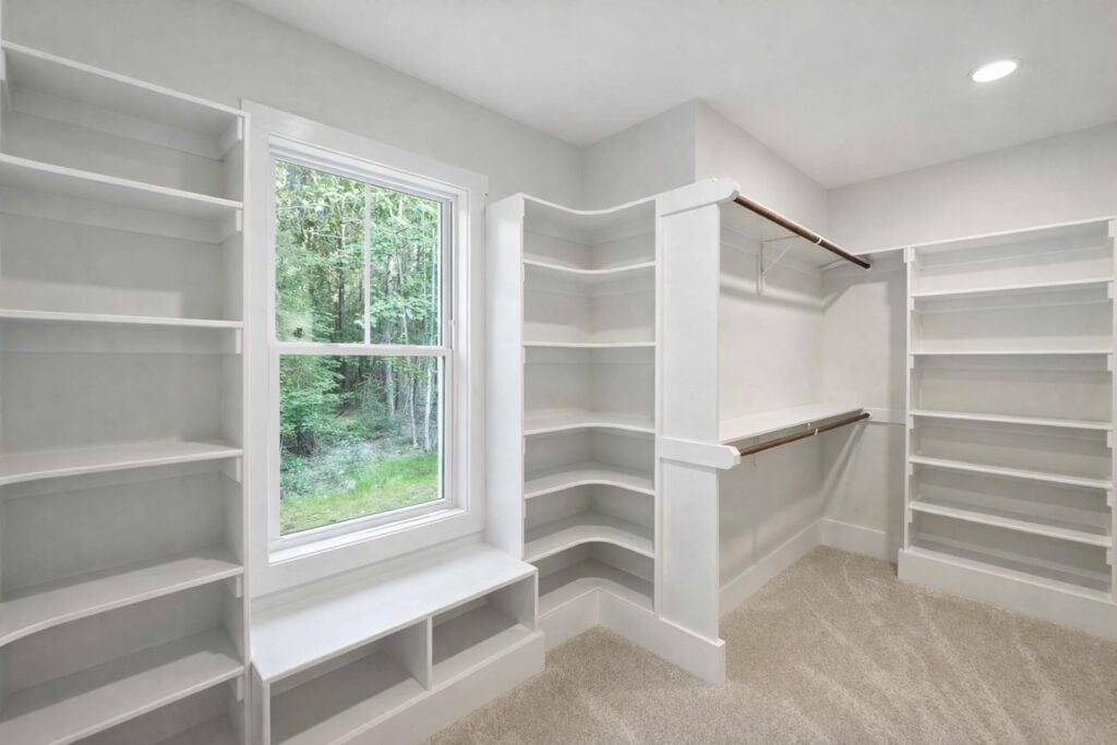 Closet — Fox Riverstone