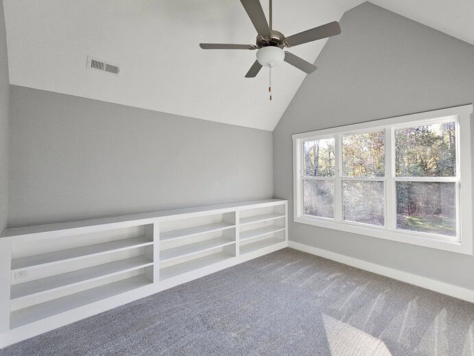 Bonus Room — Holton Manor