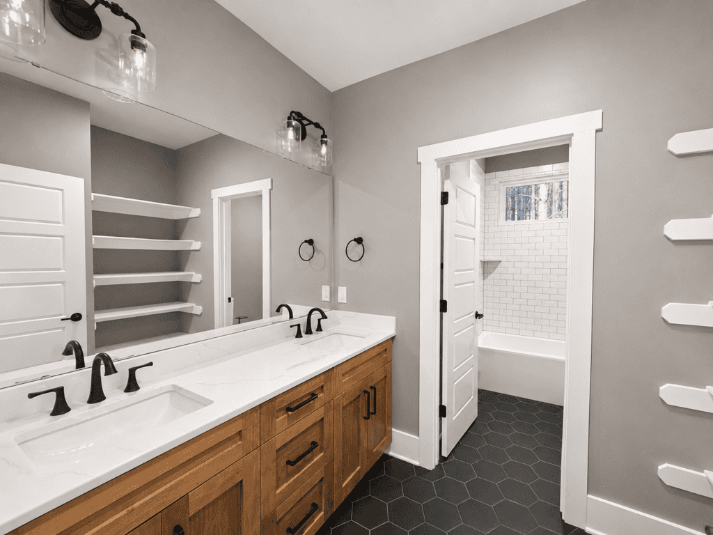 Secondary Bath — Aster Park