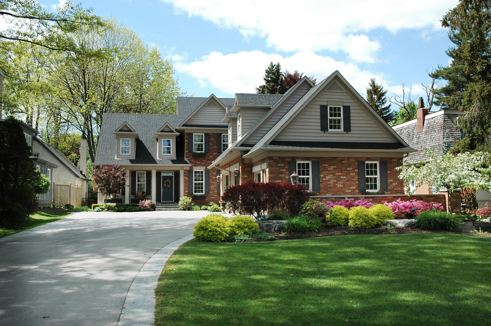 What are the most important questions to ask a home builder?