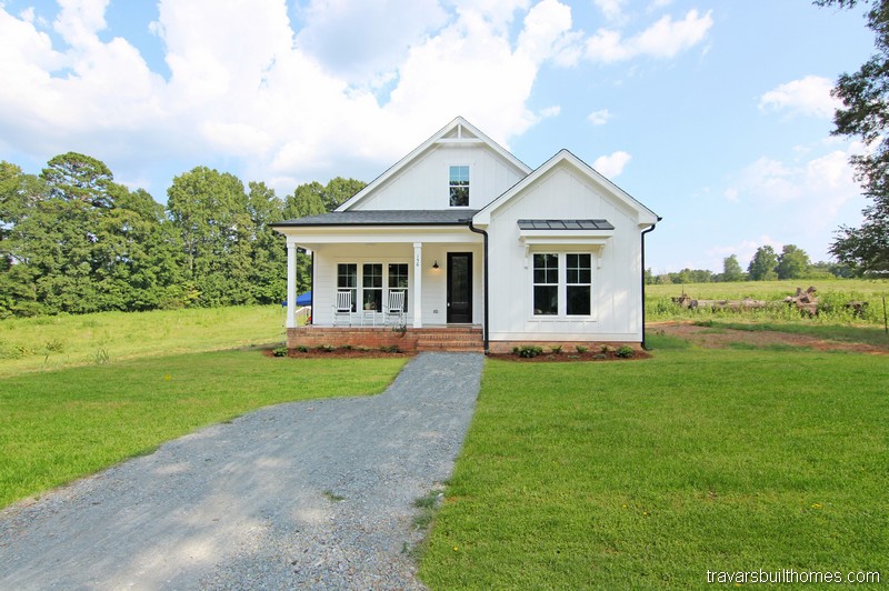 Build on Your Land Builders in Chatham County, NC | White Farmhouses